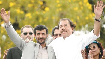 El entonces presidente iraní Mahmoud