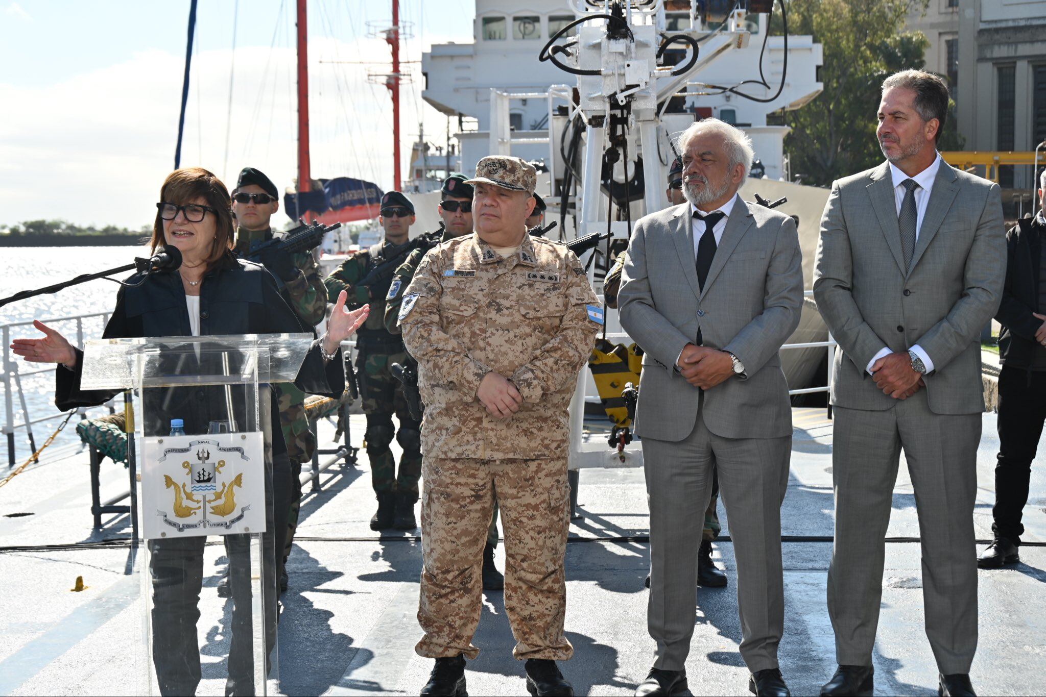 El plan contempla la consolidación de un esquema de cooperación interagencial tanto a nivel nacional como internacional