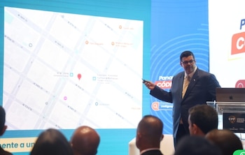 Omar Torres, director de Correos y Telégrafos, explicó la modernización y transformación del sistema postal en Panamá.