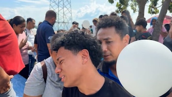 El sepelio de Gerald (15), Jonathan (15) y Carlos (16) cerró el capítulo de la masacre que conmocionó a Yoro, abriendo una herida profunda (Cortesía VTV Somos Todos Honduras).
