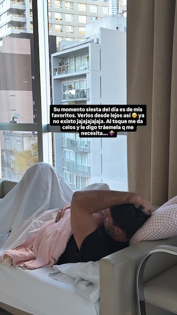 En los momentos de siesta de Serena, Facu Miguelena se hace cargo de su hija