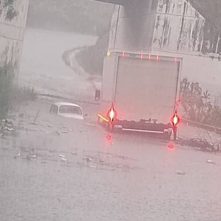 Inundación lluvias Punta Norte Cuautitlán Izcalli Edomex (especial)