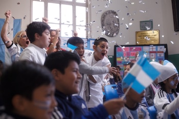 Escuela 09 DE 9 - Juan Crisóstomo Lafinur - mundial qatar 2022 - Argentina v Saudi Arabia