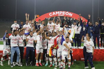 Atlético Grau venció 2-1 a Sport Chavelines en la final de la Liga 2. (Foto: GOLPERU).