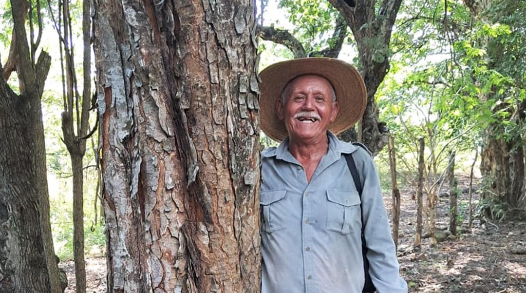 Pastor Gálvez dedicó más de 50 años al resguardo de Cihuatán y sumará su experiencia al nuevo proyecto de preservación. (Foto cortesía Embajada de EE.UU. )