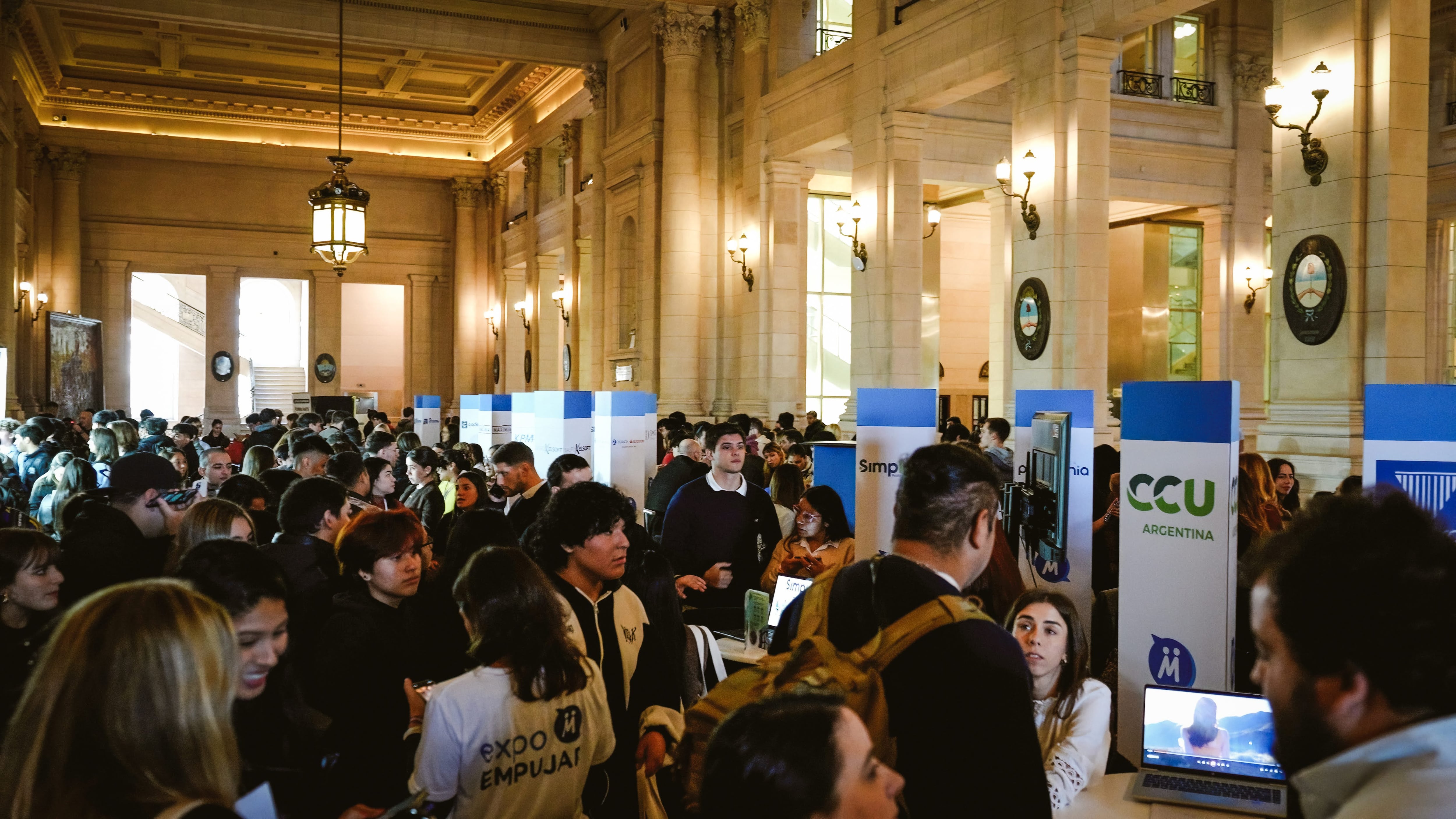 Expo Empujar puso en el centro la conexión directa, en persona y en tiempo real entre jóvenes y el sector privado