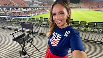 Presentadora de televisión de Houston bajo investigación por recibir entradas del condado para el Mundial y un concierto de Bruno MarsPorJeremías Baldantoni