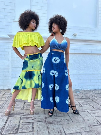 Afroos trabaja en la promoción,