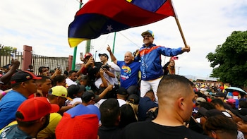 El Gobierno venezolano llama a