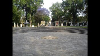 Los restos de Godoy descansan