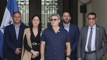 Defensa del expresidente de Honduras denuncia persecución y descarta amenazas