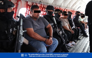 Entre los detenidos también se encuentra E.S.M.C., quien actualmente se desempeña como regidora de Educación del municipio de San Antonio de la Cal, informó la fiscalía. (Crédito: Marina)
