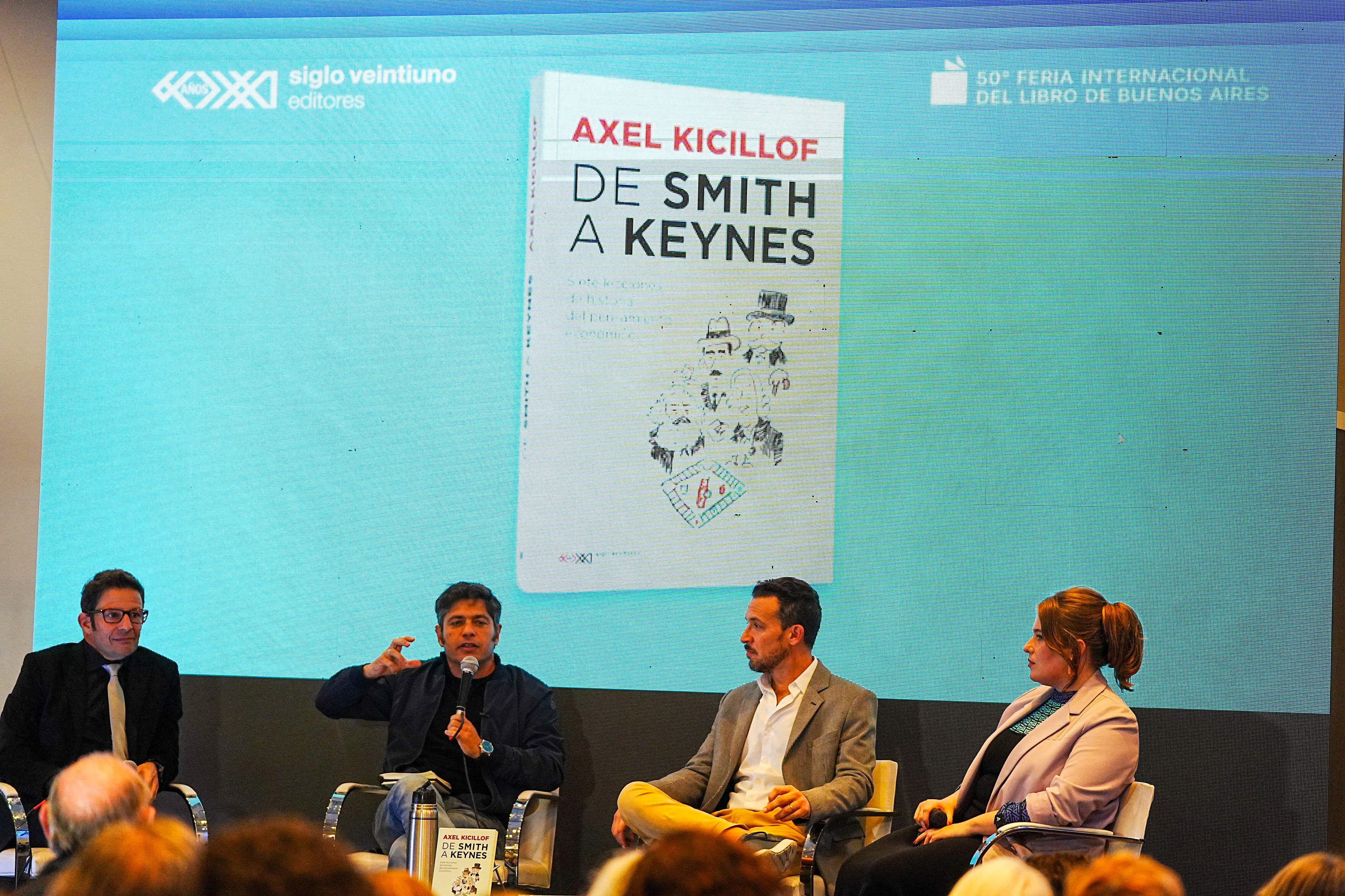 Kicillof, durante la presentación de su libro