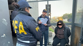 “Matalo, es un chileno de mierda”: la detuvieron ocho años después por ayudar a su padre a asesinar a su vecino a fierrazos