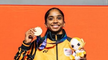 Un accidente de auto, una lesión en el cuello y una recuperación milagrosa: la historia de la campeona asiática de squash que ya sueña con Los Ángeles 2028