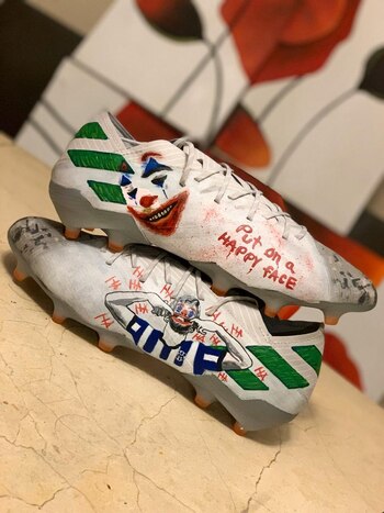 Estos son los tachones de