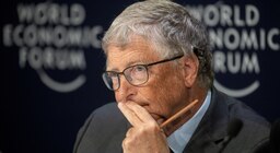 Expertos contradicen a Bill Gates: la inteligencia artificial aumentará la carga laboral en lugar de reducirla