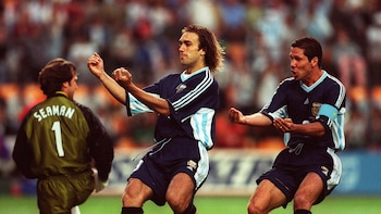 De Ronaldo a Batistuta: las lesiones más escalofriantes de figuras indiscutidas del fútbol mundial