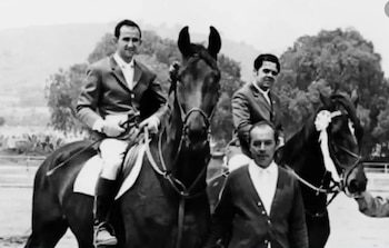 El ex presidente practicaba equitación.