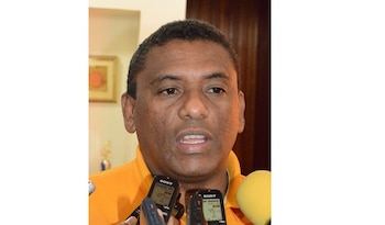 El exalcalde de Maicao, Eurípides Pulido, tiene en su contra otras investigaciones relacionados por inclusión de niños no existentes de un programa de alimentación y según Revista Semana, él es beneficiario del programa del Sisben dentro de la categoría pobreza moderada - crédito La Guajira Hoy