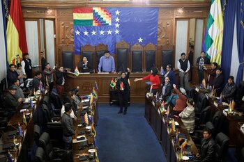 Eva Copa asumió la presidencia