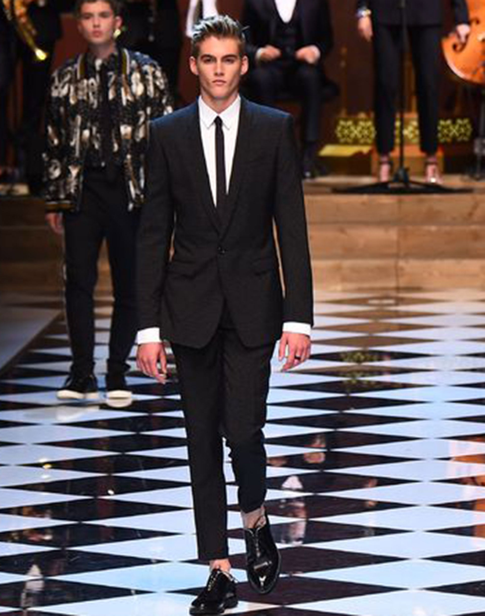 Presley Gerber dio sus primeros pasos en la moda ala edad de 16 años
(AFP)