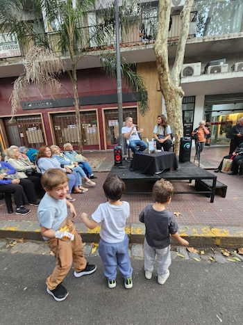 Primer Feria del Libro de Villa Devoto. Gracias!