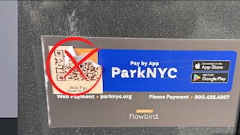 Nueva York alerta por códigos QR falsos en parquímetros de Manhattan: buscaban obtener datos de tarjetas