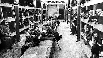 Canciones en susurros, un libro de recetas y ensayos médicos: el horror de Ravensbrück, el campo nazi solo para mujeres