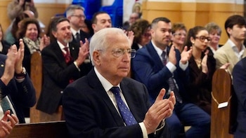 Imbroda (PP) condiciona la petición