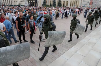 Miembros de las tropas del