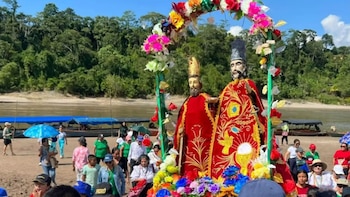 Por este día especial, se celebran misas en distintas ciudades del país - Créditos: Andina.