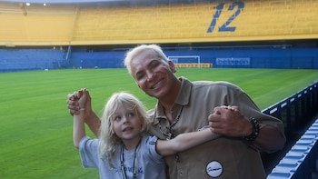 Así fue el festejo de Dionisio, el hijo de Flavio Mendoza, en la cancha de Boca Juniors