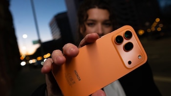 La serie HONOR 600 impulsa la creatividad con funciones de IA, fotografía nocturna y 2 días de batería