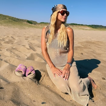 Nicole Neumann elige Fishnet Nude