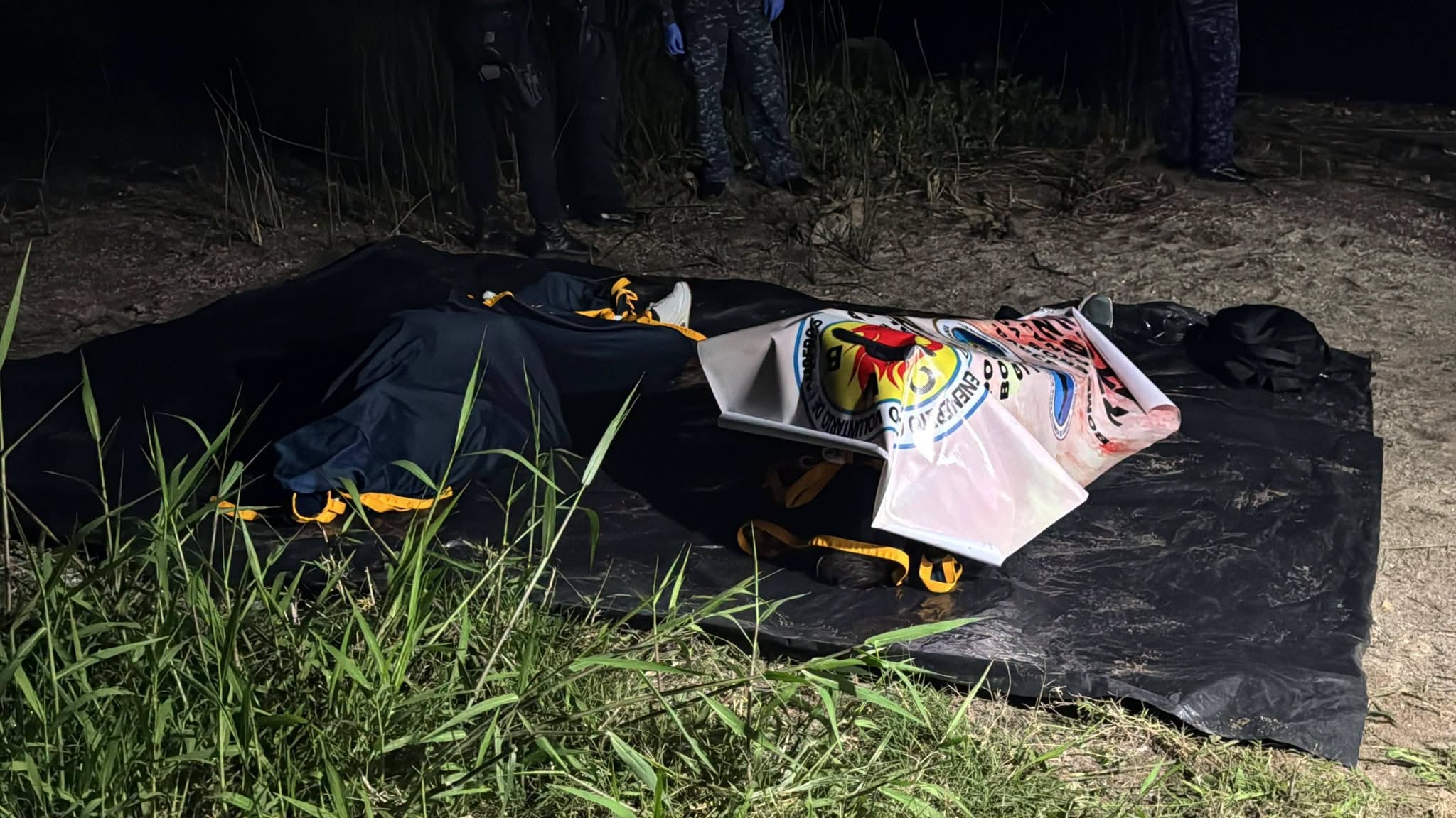 Los Bomberos Voluntarios recuperaron los cuerpos del piloto Jorge Rodolfo Maldonado y del pasajero Pablo José Polanco Agustín a 43 metros de profundidad en el lago de Atitlán, Guatemala./ (Bomberos Voluntarios de Guatemala)