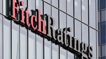 Riesgo político, reservas y cepo: cuáles son las claves para que Fitch Ratings vuelva a subir la calificación de Argentina