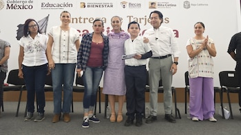 Sheinbaum convoca a niñas y niños a sentirse orgullosos de ser mexicanos: "Somos un pueblo extraordinario". (Foto: Presidencia)