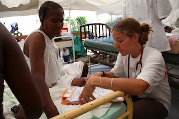 La atención médica primaria en la provincia de Ituri cayó un 13 por ciento debido a la reasignación de recursos para combatir la epidemia