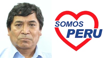 Retrato de un hombre de camisa azul al lado del logotipo del partido Somos Perú, conformado por un corazón rojo y letras azules