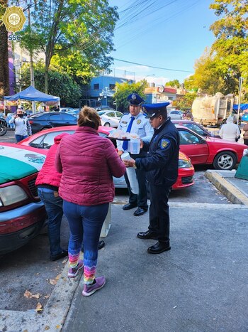 Personal de la policía auxiliar