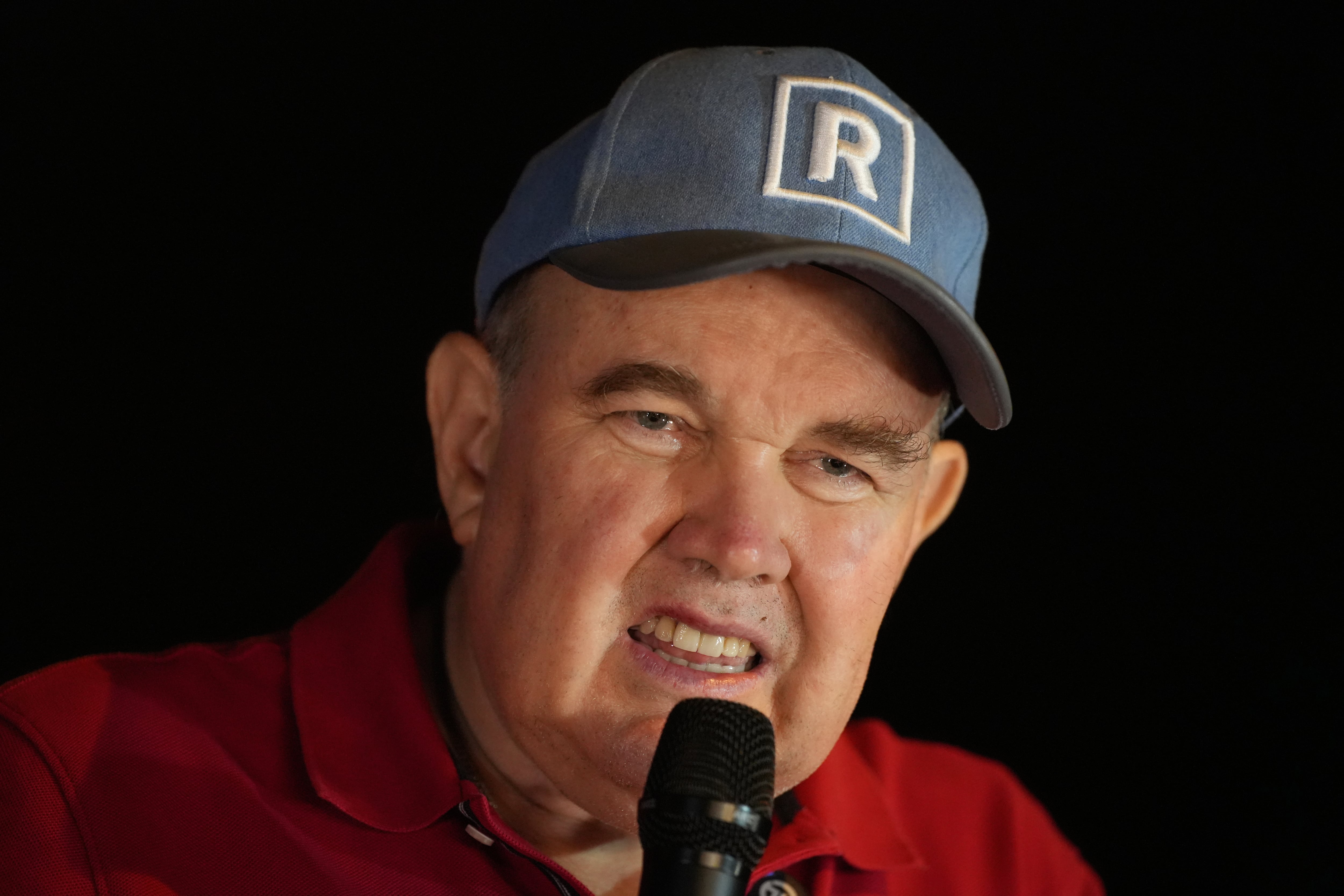 Dyer exige rectificación a López Aliaga por acusaciones de financiamiento a Fuerza Popular