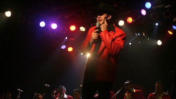 El cantante Valentín Elizalde