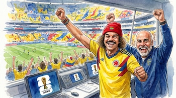 Ilustración acuarela de Carlos Valderrama y Mauricio Serna celebrando con los puños en alto en una cabina del Estadio Azteca, con monitores del Mundial 2026.
