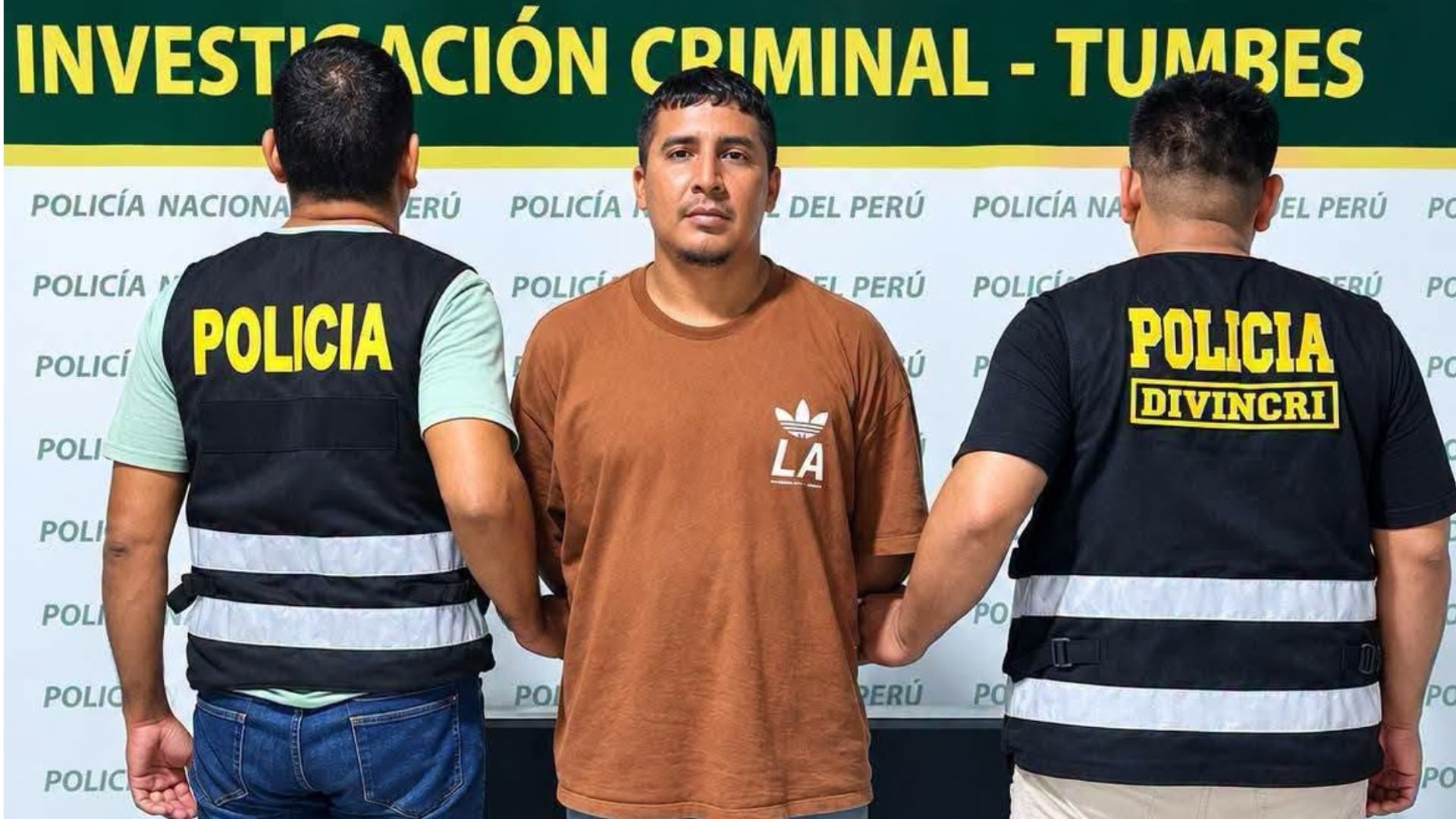 El efectivo, investigado por extorsión agravada, ya arrastraba una suspensión previa por tenencia ilegal de armas, mientras las autoridades incautaron dinero, celulares y otros bienes de interés| Foto: Difusión