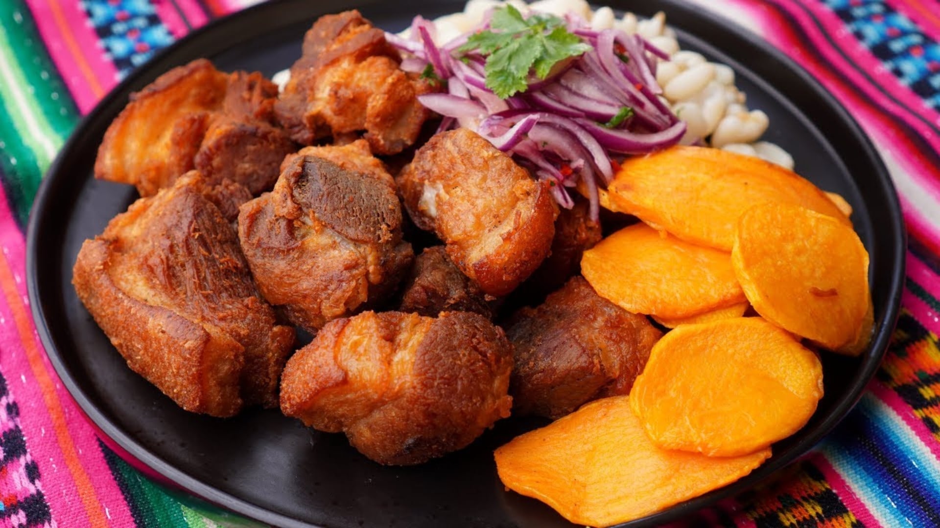 Ceviche, chicharrón y días festivos dan impulso a restaurantes: sector creció 5,07%
