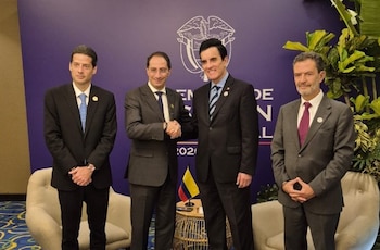 Carlos Espá, canciller de Perú, durante su visita oficial a Cali, donde participa en reuniones con representantes del nuevo Gobierno colombiano para fortalecer la relación bilateral - crédito Canciiñería Perú