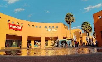 Así es Premium Outlets Punta