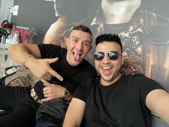 El equipo legal del cantante