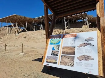 La humedad y filtraciones de agua representan una amenaza directa para las estructuras arqueológicas y murales antiguos. Difusión